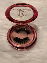 Load image into Gallery viewer, 5D Mink Lashes (Sassy)
